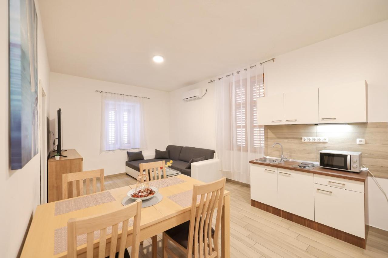 Old Town Donatello Apartment Zadar Exteriör bild